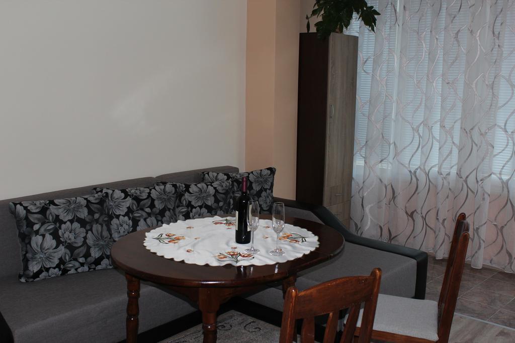 Apartment Central Warna Exterior foto