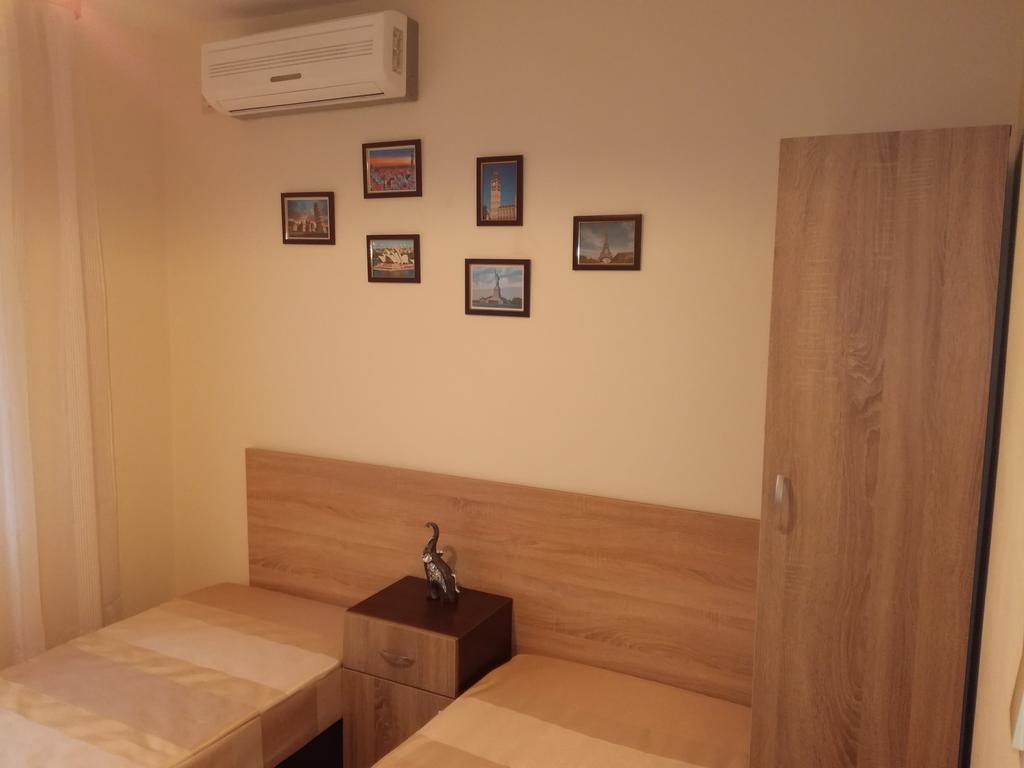 Apartment Central Warna Exterior foto